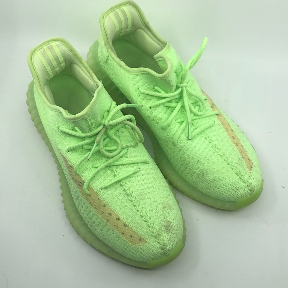 Adidas Yeezy V2 Glow